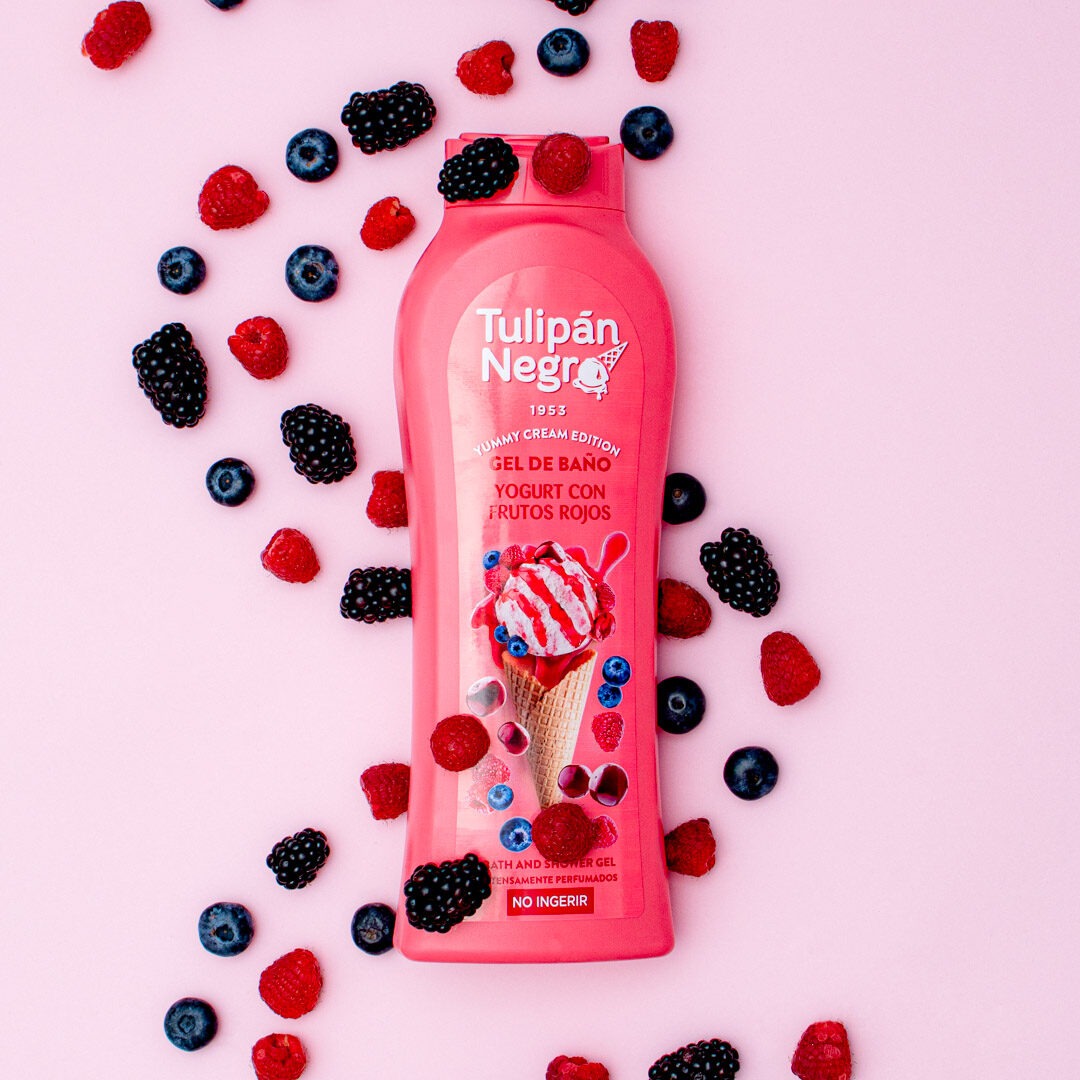 Gel de duș Tulipan Negro iaurt și fructe roșii 650 ml